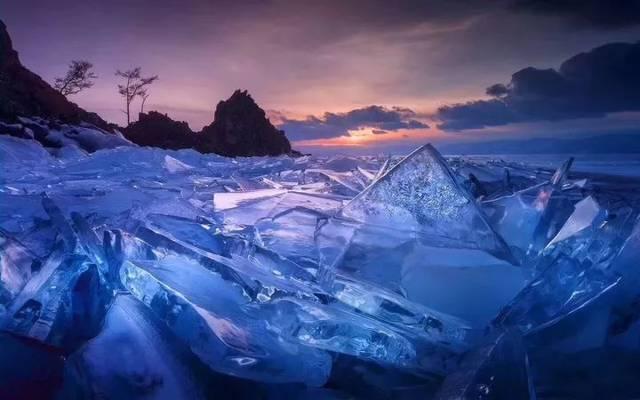 国网金华供电公司:雨雪来袭 特巡特护电动汽车充电站